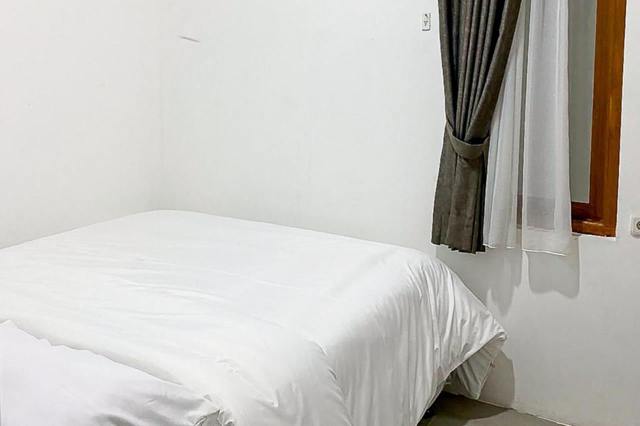 Jabusimo Syariah Redpartner Hotel Jakarta Exterior photo